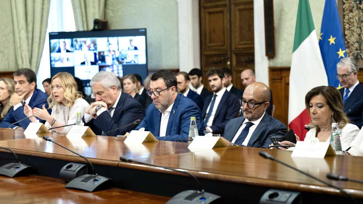 La presentazione del Piano strategico Zes unica nel luglio 2024 (foto LaPresse)<br />