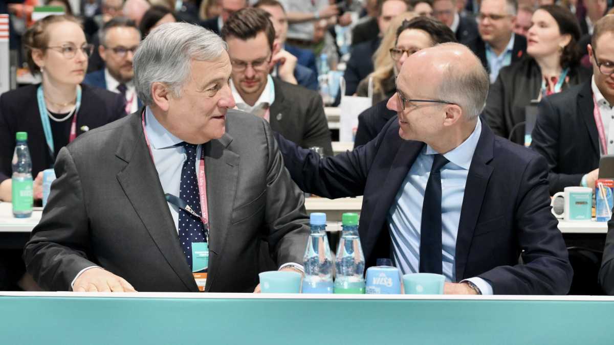 Immagine di Tajani al congresso della Cdu rimonta l'asse con Berlino e punta tutto sulla competitività Ue