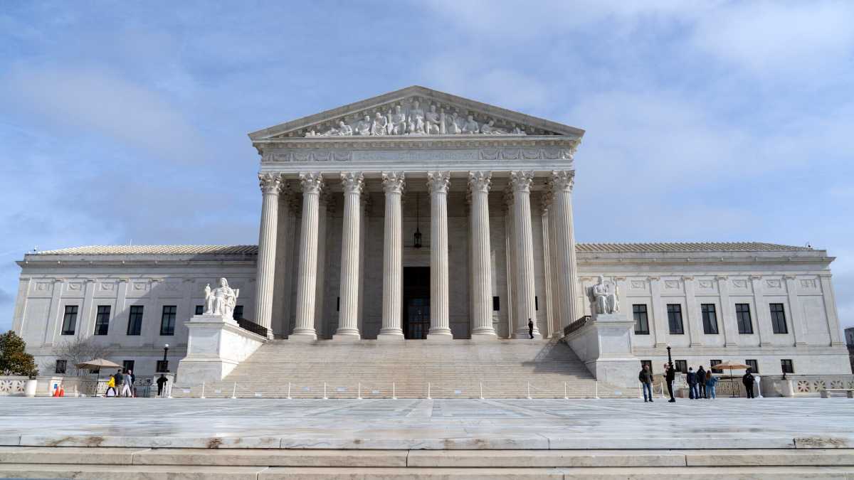 Immagine di C’è un giudice a Washington: la Corte Suprema conferma che i dazi di Trump sono incostituzionali