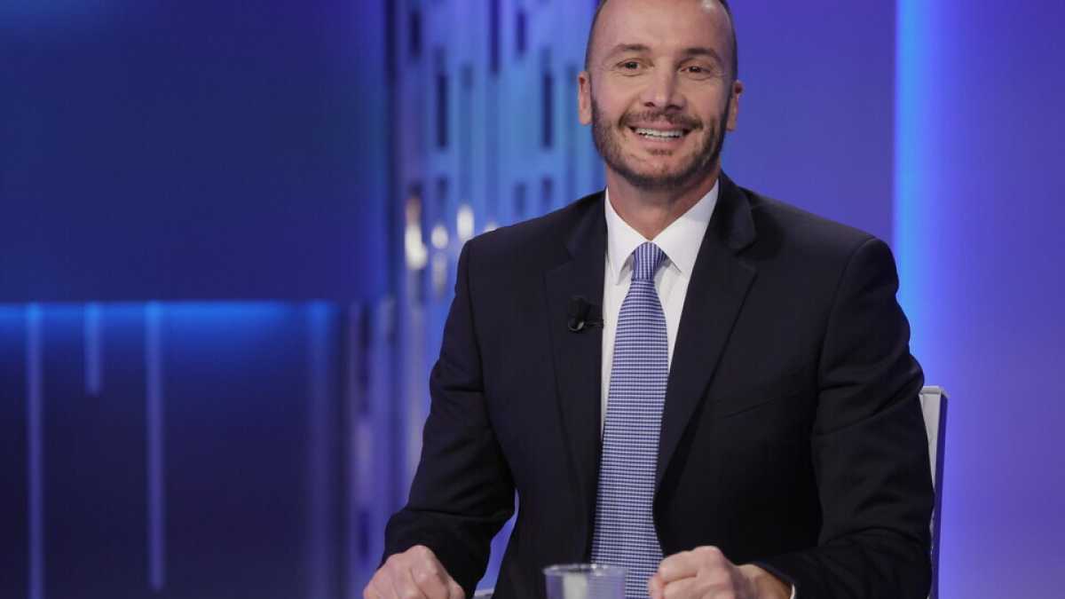 Immagine di Casalino: "Intervisterò Merkel e Musk. Porto con me giornalisti di Corriere, Rep, Messaggero e Verità"