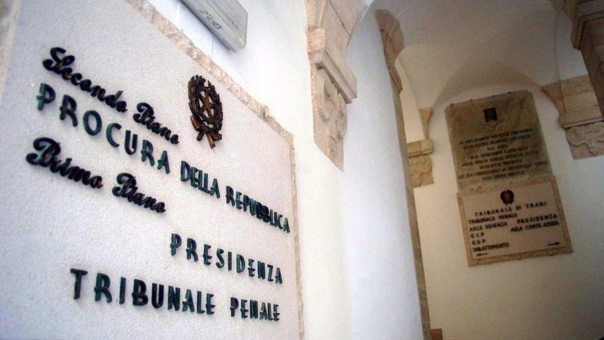 Immagine di Giustizia paramafiosa. Il caso della procura di Trani