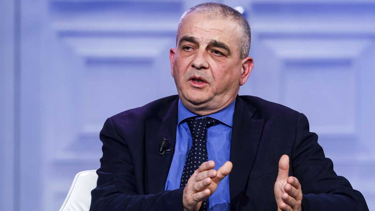 Immagine di Fazzolari: “Referendum? Decideranno italiani. Putin voterebbe no alla separazione delle carriere”