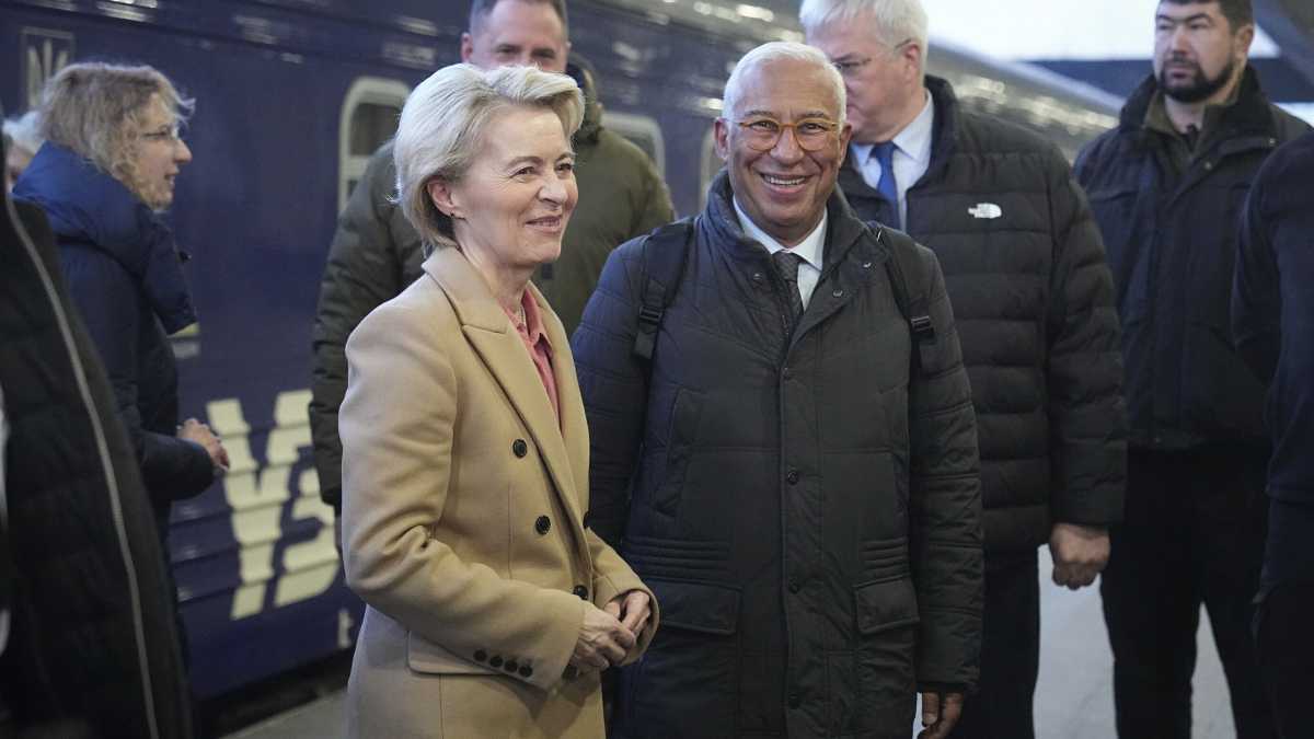 Immagine di Von der Leyen a Kyiv: "Non ci arrenderemo finché non ci sarà una pace alle condizioni dell'Ucraina"