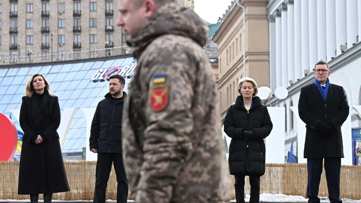 Immagine di “Voglio una data”. La richiesta di Zelensky per l’adesione all’Ue ai leader europei a Kyiv, solidali ma a mani vuote