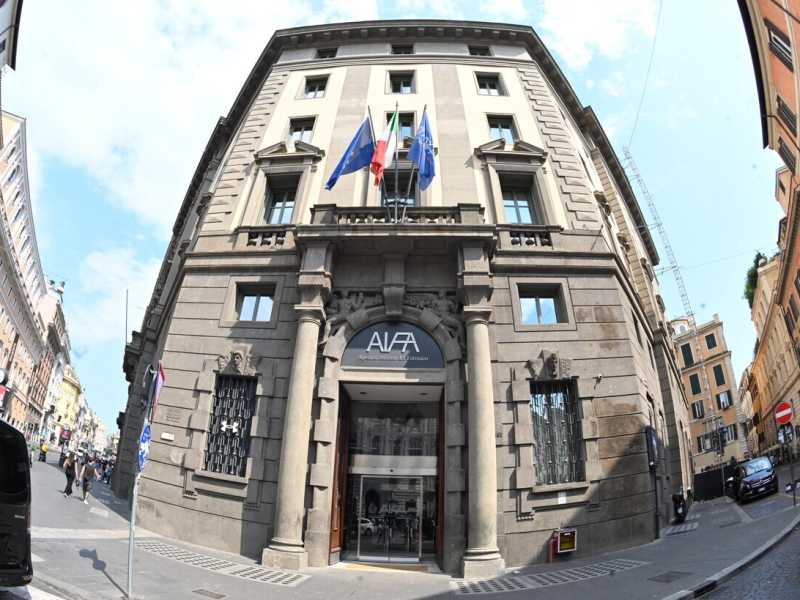 Farmaci, spesa fuori controllo e responsabilità in fuga