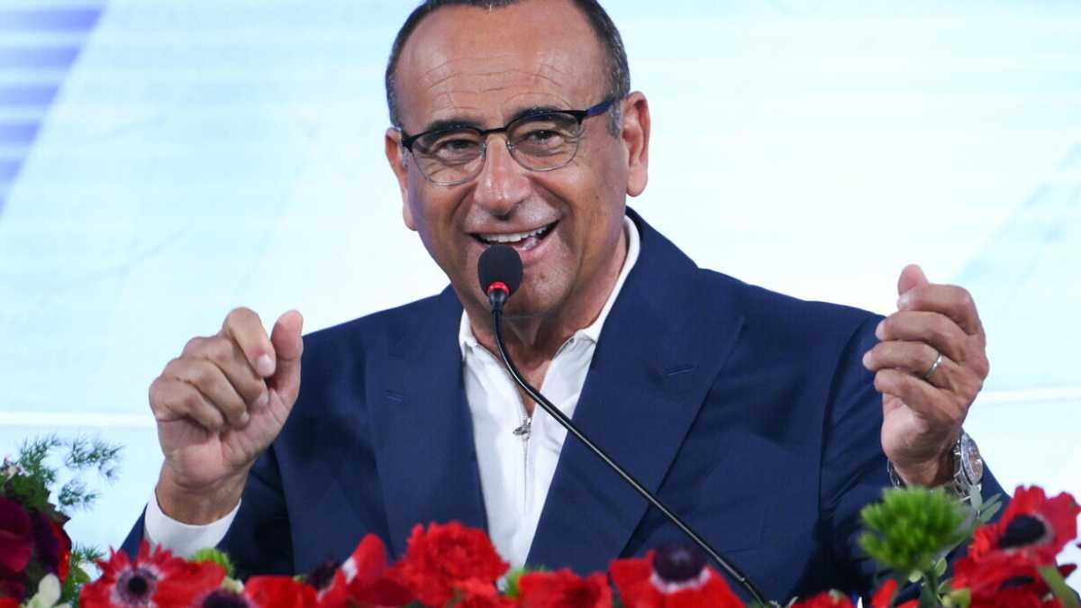 Immagine di The show must go on, ma che strazio Sanremo. E questo Festival-flop non è solo colpa di Conti