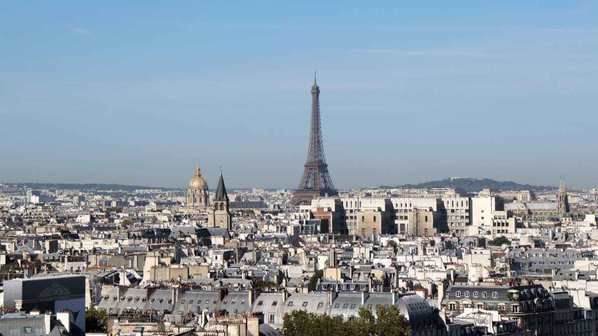 Immagine di Nella Parigi elettorale è tutto uno scontro di estremi (e contro i media)