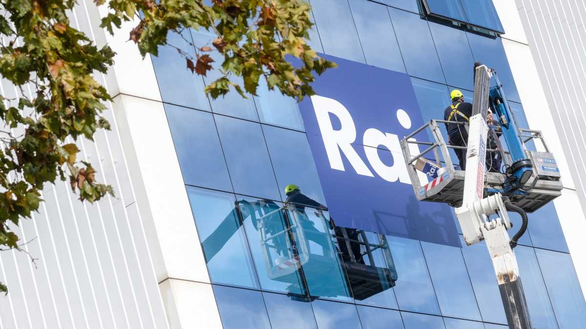 Immagine di Meno canone e nuovo cda: Forza Italia porta al Senato una riforma Rai che il Mef considera pericolosa