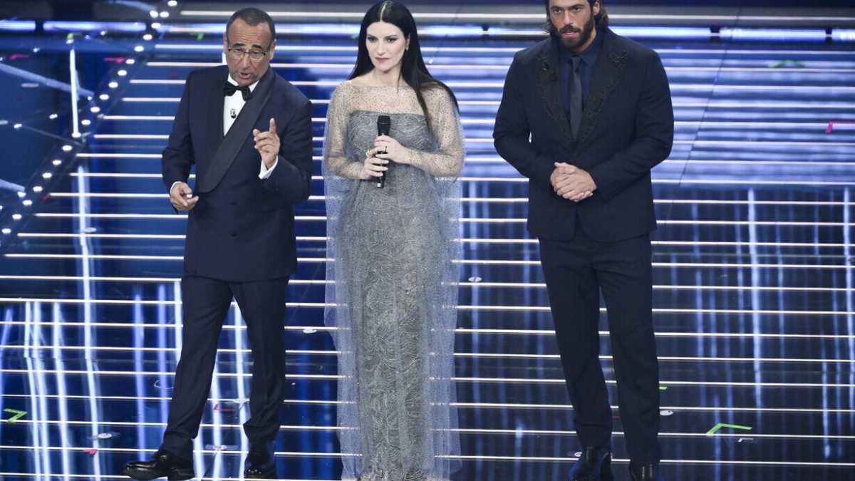 Immagine di A Sanremo si è tutti fin troppo seri e allora beccatevi questo scoop: Carlo Conti vota No