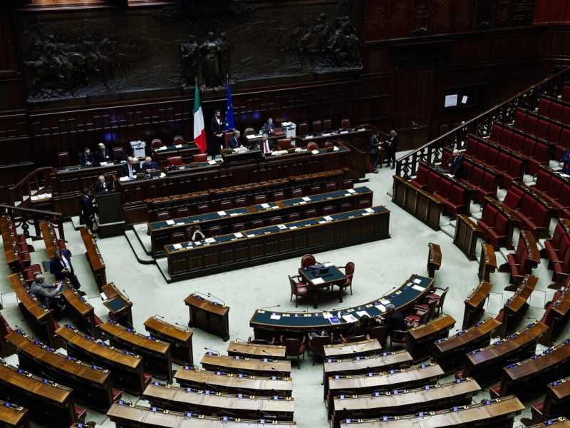 Il centrodestra deposita il ddl con la nuova legge elettorale. Ecco il testo