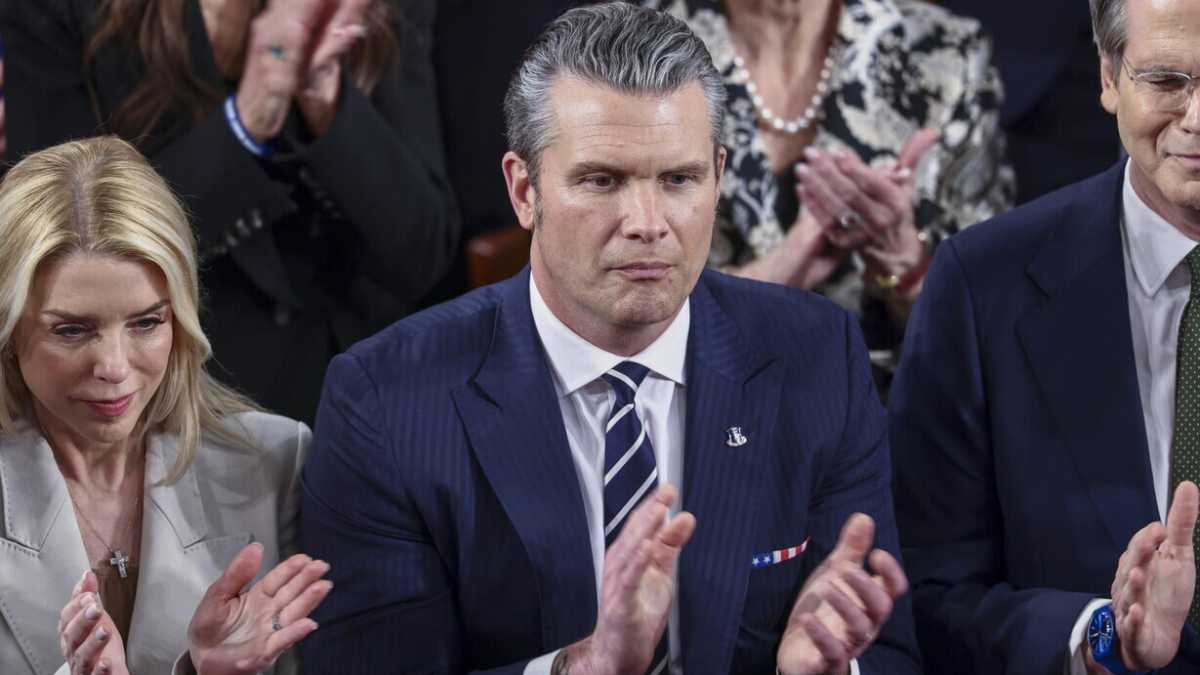 Immagine di Le minacce di Hegseth ad Anthropic per condividere la propria tecnologia