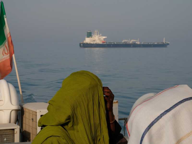 Lo stretto di Hormuz, quei pochi chilometri che tengono in ostaggio l'economia globale