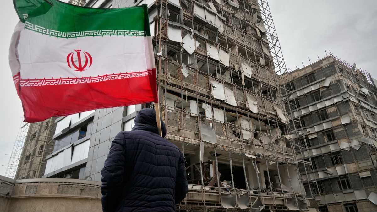 Immagine di I pacifismi nudi di fronte all’Iran
