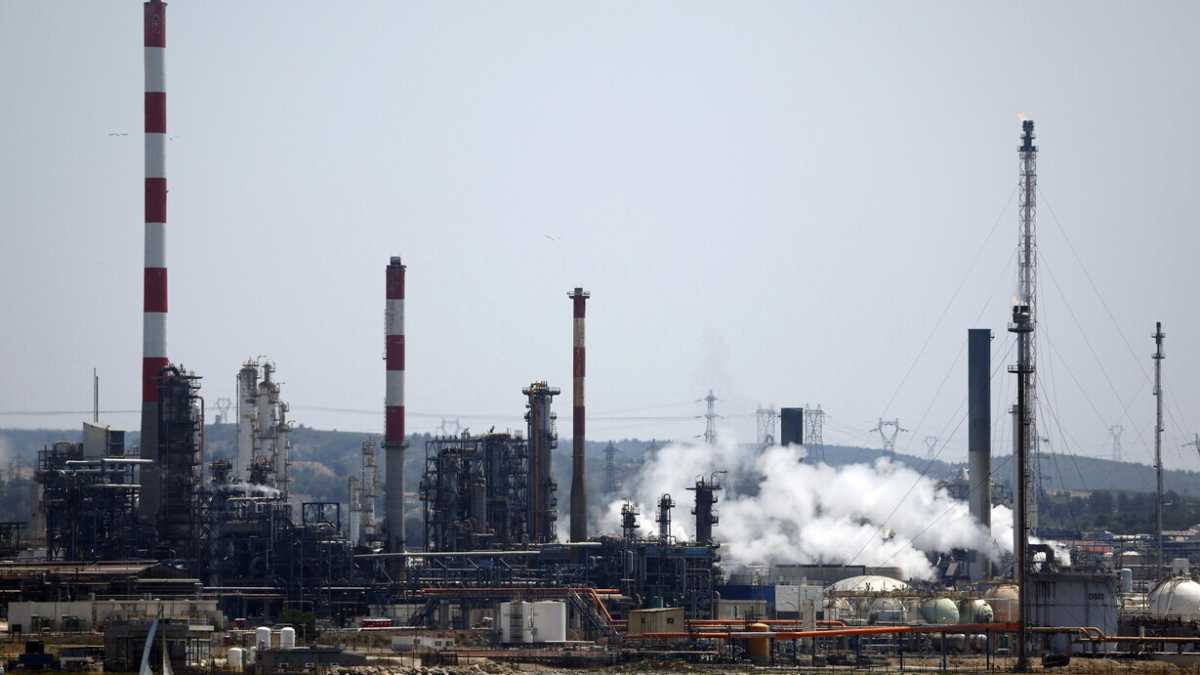 Immagine di La chiusura dello Stretto di Hormuz e i problemi energetici dell'Ue. Parlano Nicolazzi e Benedettini