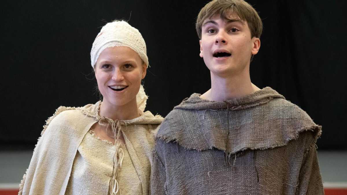 Immagine di Francesco a nudo. Il film di Zeffirelli rinasce in forma scenica
