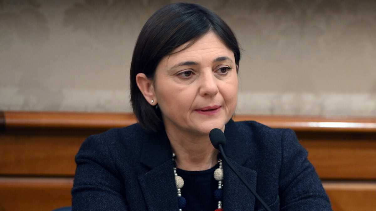 Immagine di Se a criticare Trump è Debora Serracchiani