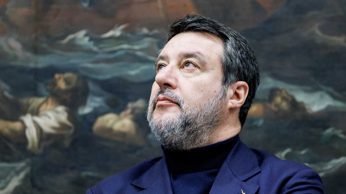 Immagine di Vannacci in calo nei sondaggi. Salvini si prende il merito d’una strategia che non ha concepito