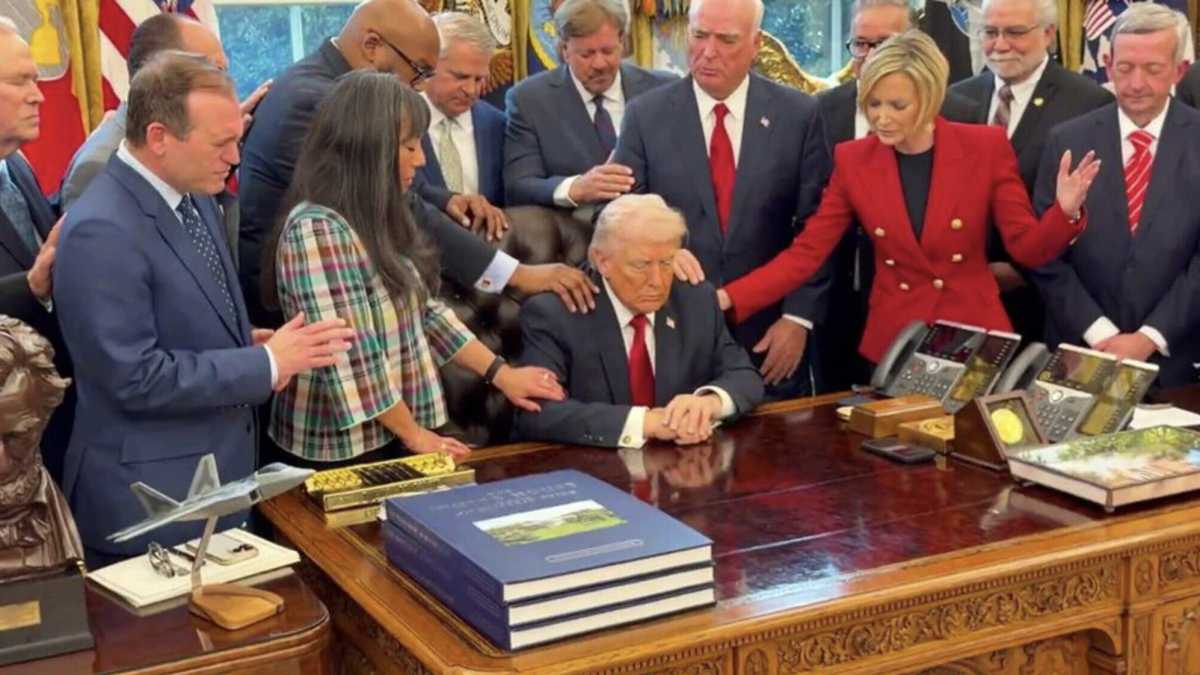 Immagine di Trump ci rende tutti imbecilli
