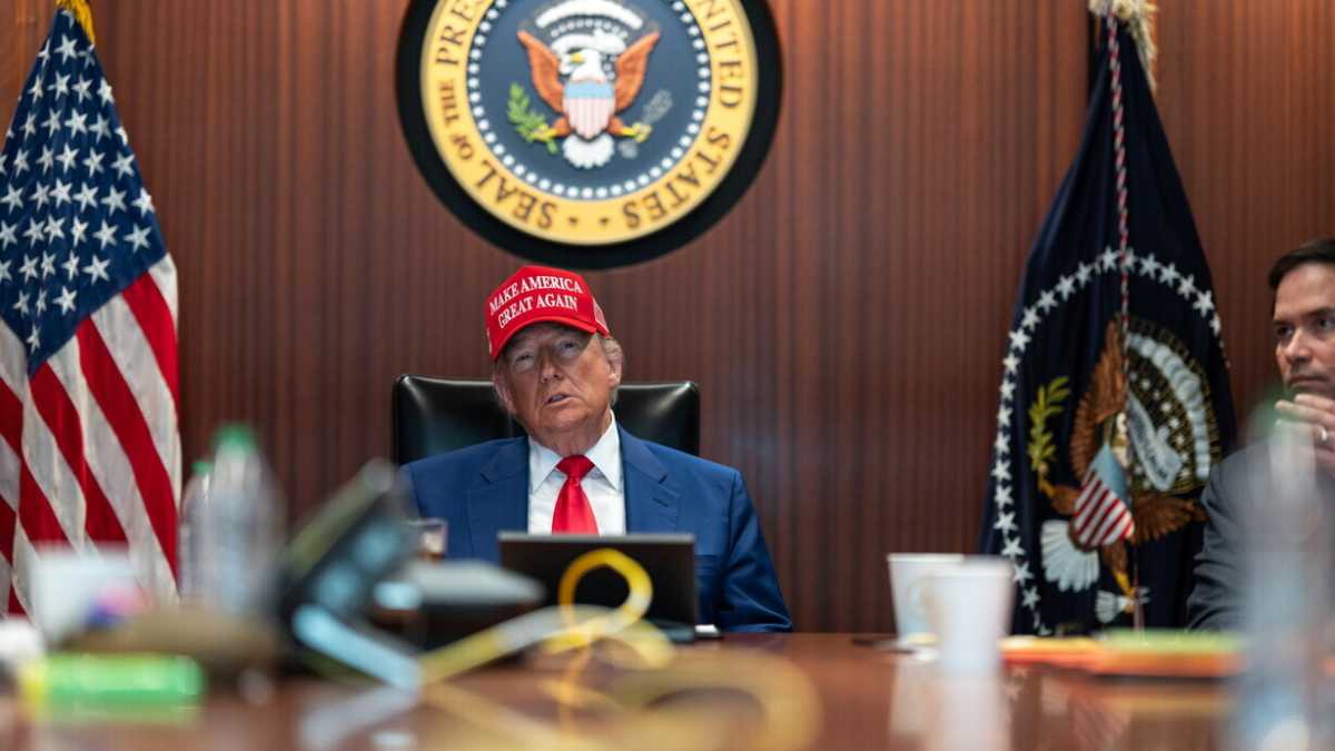 Immagine di Trump, un presidente da appartamento, e i Maga contro natura