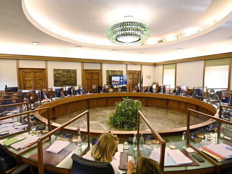 "Dal fronte del No fake news sull’elezione dei laici del Csm e dell’Alta corte". Parla Guzzetta