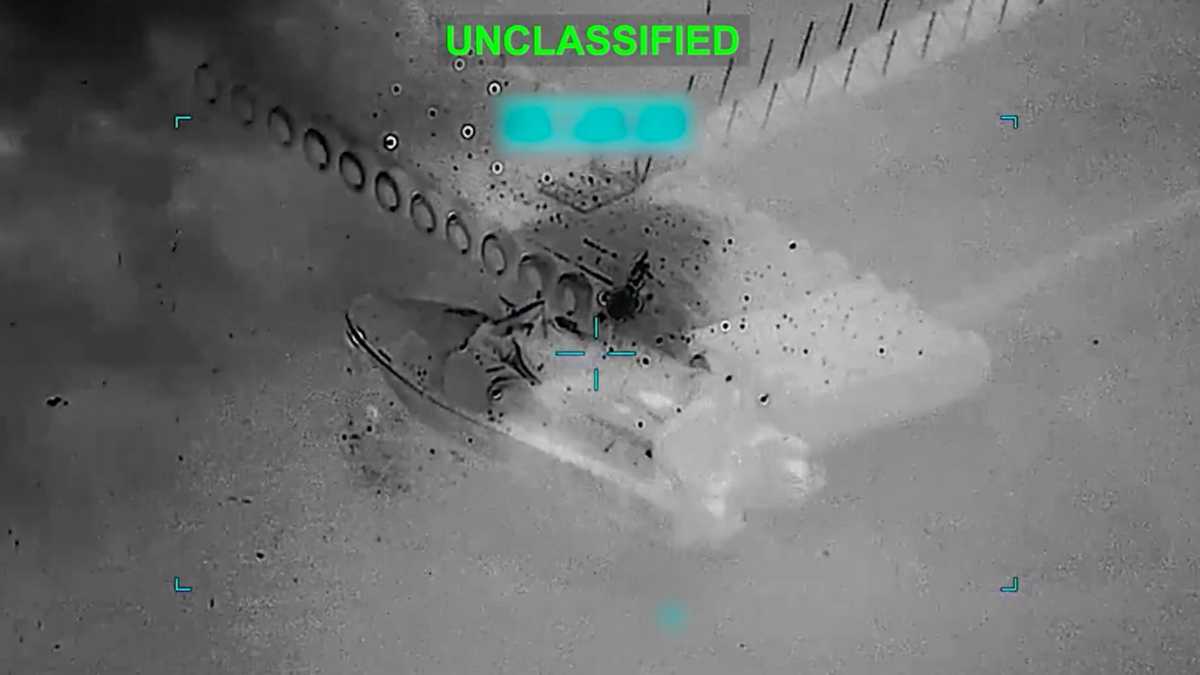 Immagine di Tre navi colpite nello stretto di Hormuz. Notizie sulla salute di Mojtaba Khamenei