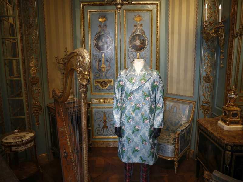 Il bottone mancante, Valentino al museo Barberini