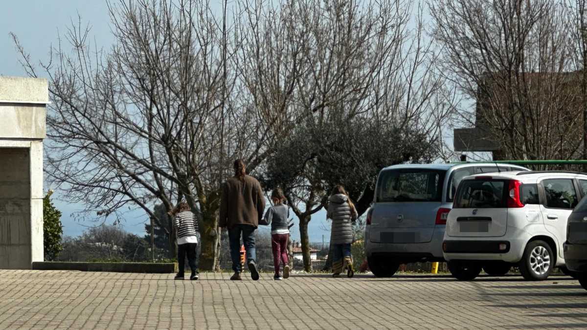 Immagine di Sulla famiglia nel bosco, finalmente una buona notizia. E buon appetito