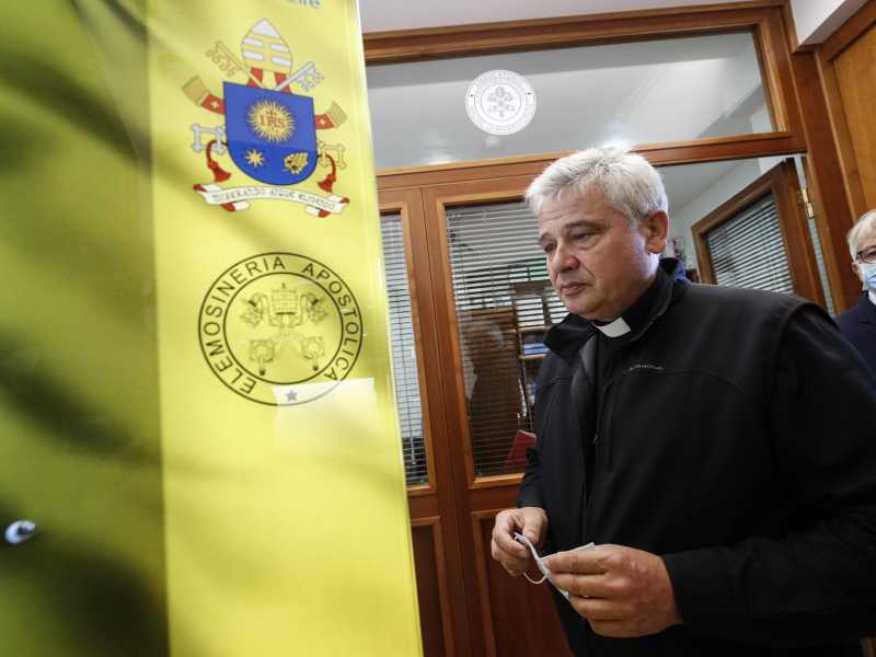 Leone XIV inizia a ridisegnare la curia