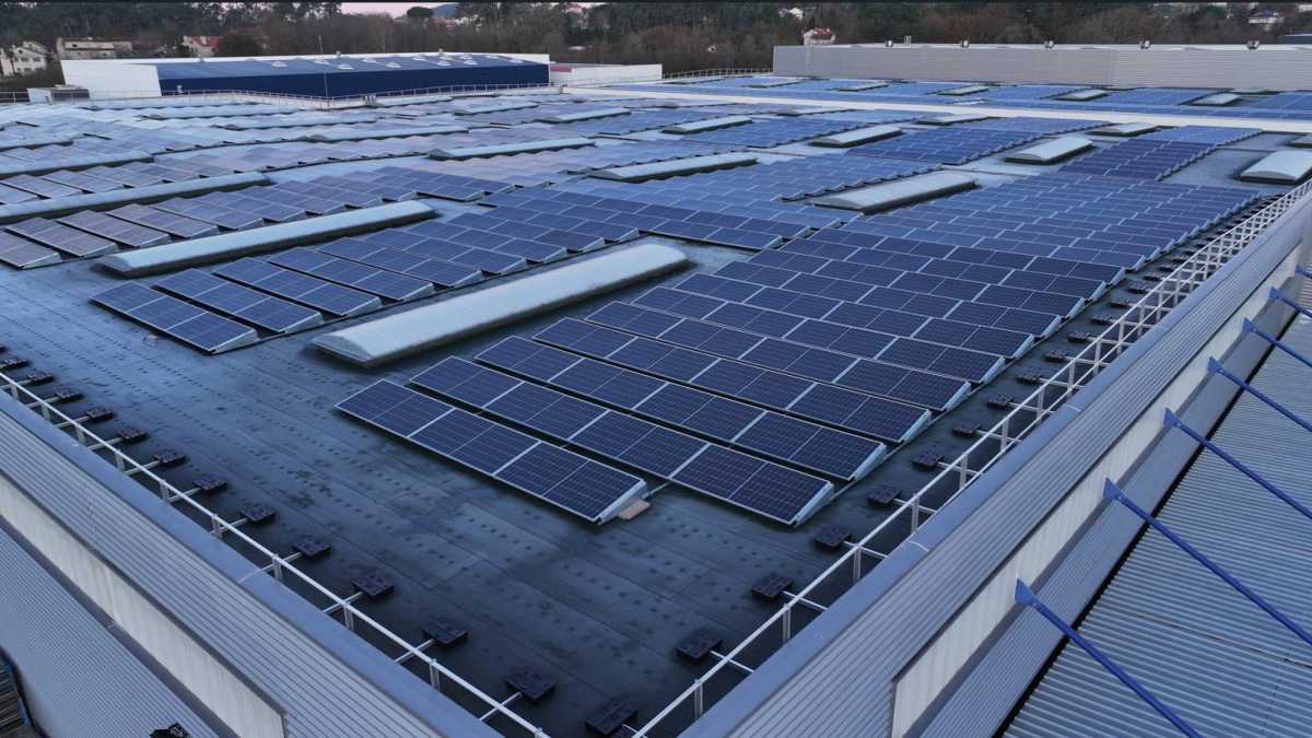Immagine di Quanto servono le rinnovabili? E chi le ostacola? Un po’ di chiarezza
