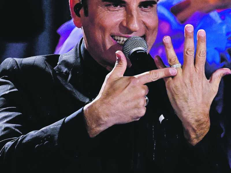 Come creatura televisiva, Sal Da Vinci scaturisce dalla micidiale combinazione di Sanremo e del “Castello delle cerimonie” (foto Ansa) <br />