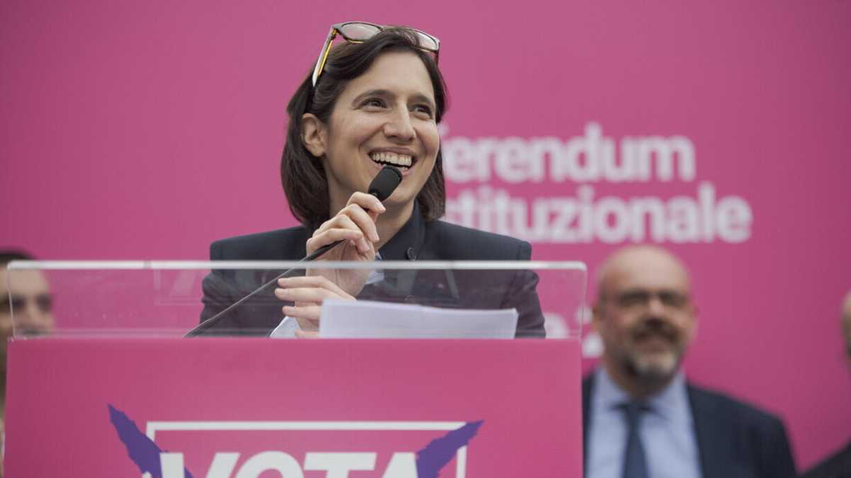 Immagine di Schlein fa la leader ed è già pronta a intestarsi la vittoria del No