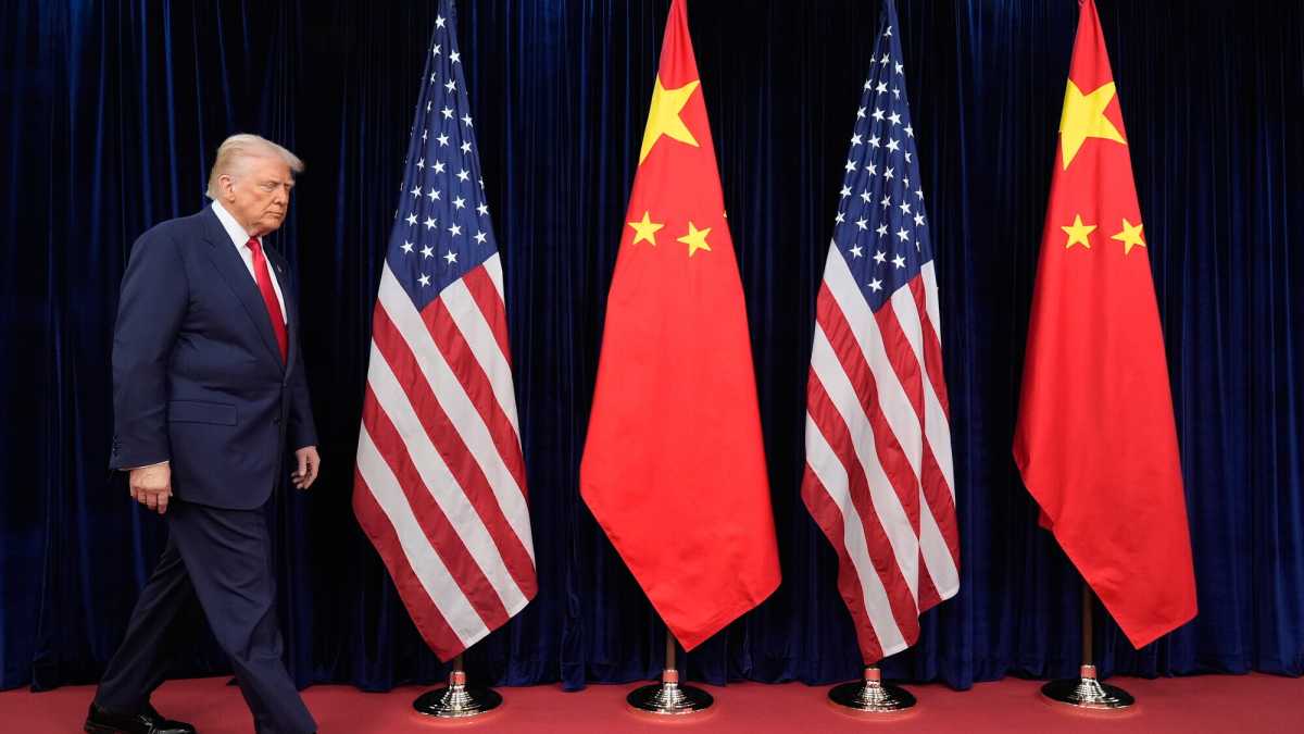 Immagine di Trump chiede alla Cina di intervenire, l’Iran la vuole al suo fianco