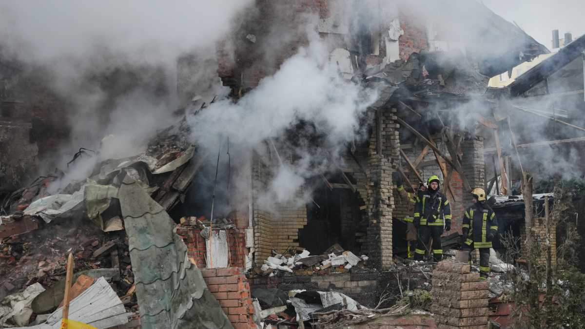 Immagine di Mosca lancia un attacco insolito contro Kyiv, di giorno e con un metodo nuovo. Lezioni e segnali