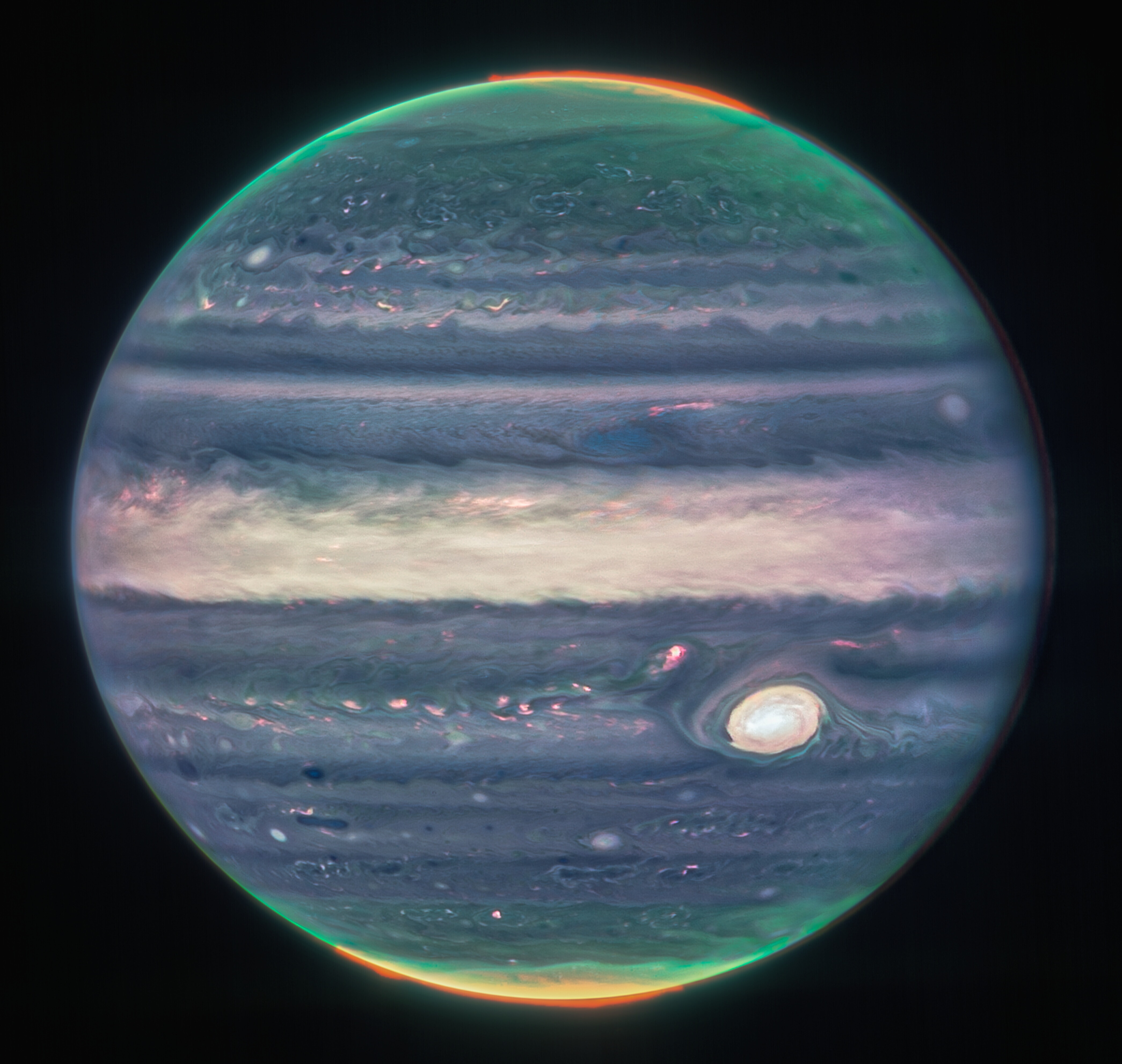 Le immagini di Giove riprese dal telescopio spaziale James Webb (Nasa)