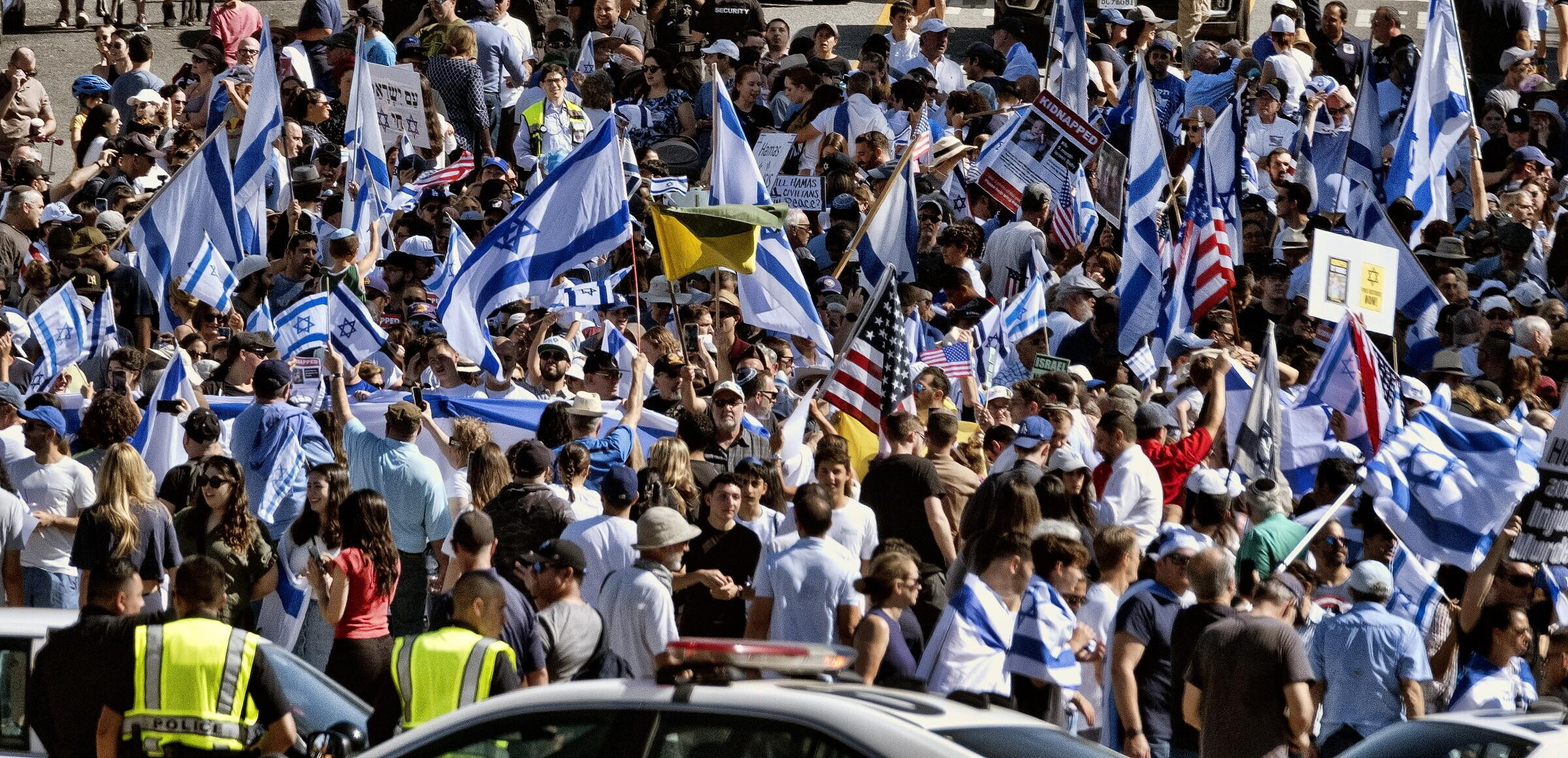 &nbsp;Manifestazione a supporto di Israele a Los Angeles - Foto LaPresse