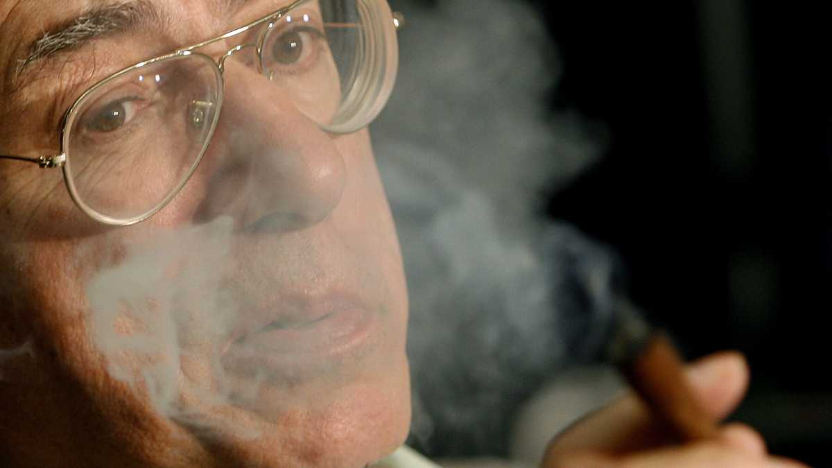 Immagine di Vita e opere di Umberto Bossi, icona di un nord popolare fatto non solo di ampolle