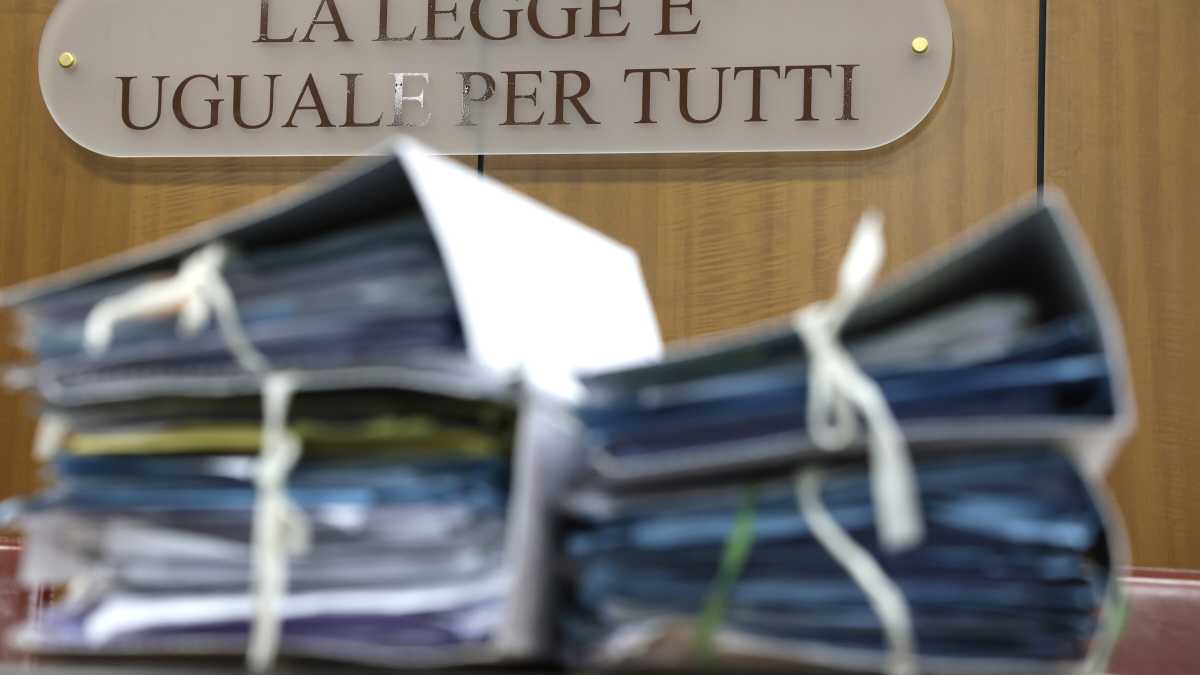 Immagine di Agire contro corporazioni e correnti. Il No del professor Monti e qualche motivo perché ci ripensi