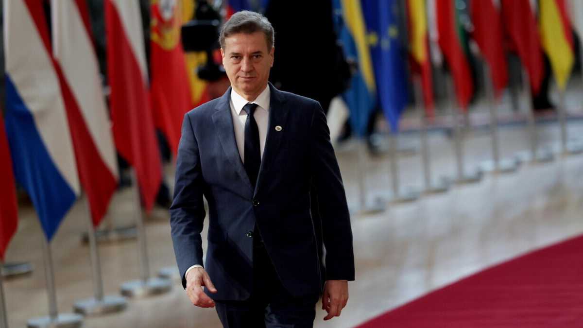 Immagine di Europeismo contro sovranismo, e uno scandalo. Un pasticcio sloveno e un'elezione decisiva