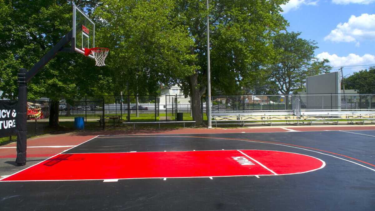 Immagine di Lo sport illumina le periferie con 85 playground
