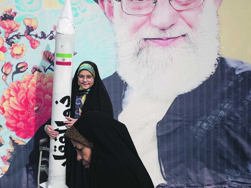 La dittatura del martirio. Il sentimento tragico dell’Iran celebra il sacrificio, non la vittoria