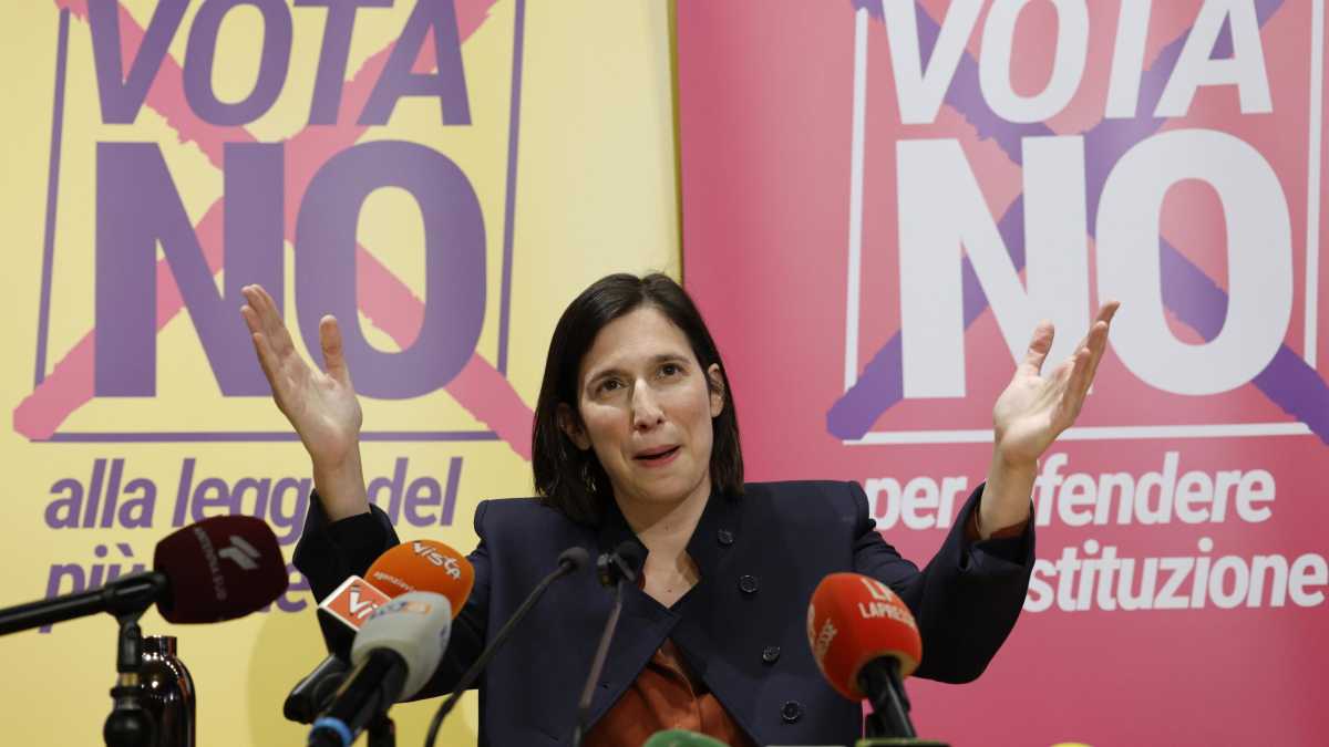 Immagine di Referendum giustizia: vince il No. Meloni: "Andiamo avanti". Schlein: "Disponibili alle primarie"