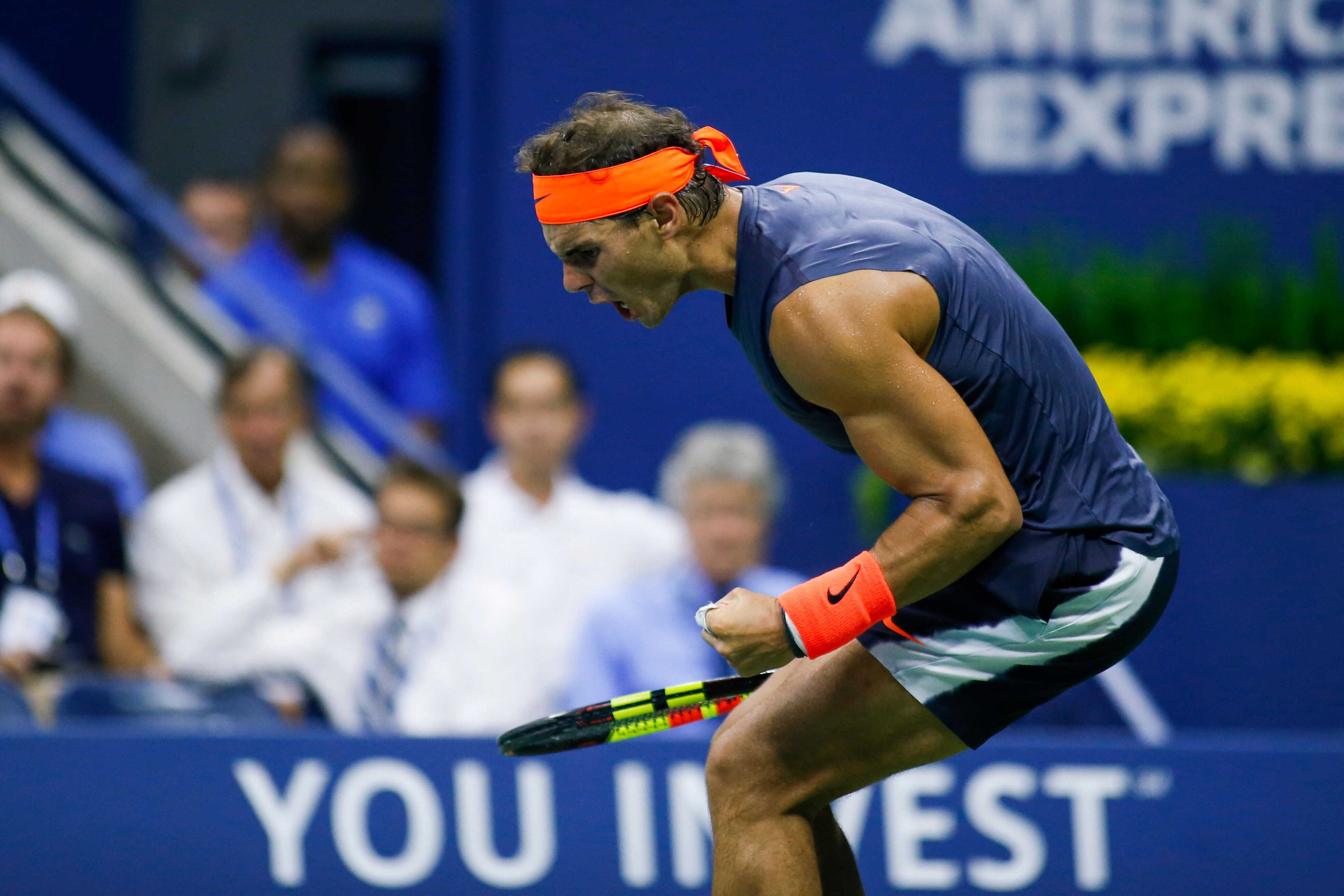 Rafael Nadal esulta dopo la vittoria contro Dominic Thiem ai quarti di finale degli US Open 2018