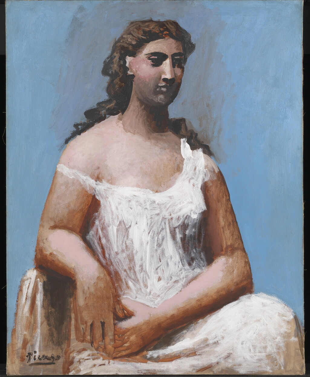 Femme assise en chemise [Donna seduta in camicia], 1923 Olio su tela, 92,1 x 73 cm Tate, Bequeathed by C. Frank Stoop 1933 &copy; Succession Picasso, by SIAE 2017