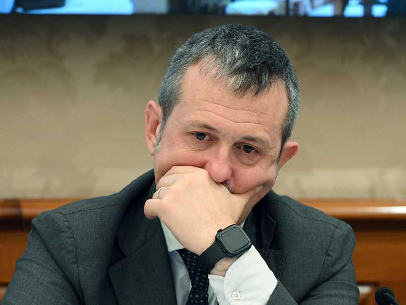 Delmastro verso le dimissioni: aumentano le pressioni per la sua uscita da via Arenula