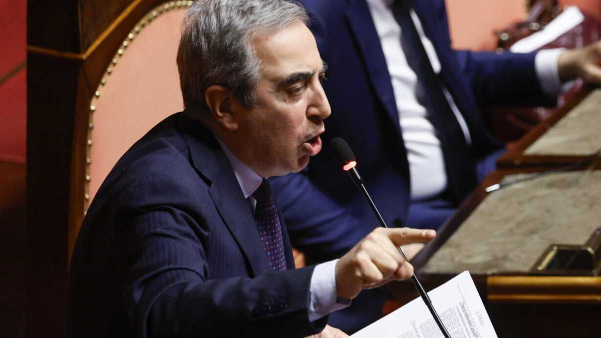 Immagine di Gasparri "sfiduciato": si dimette. Al suo posto Stefani Craxi. Marina Berlusconi: "La stimo"