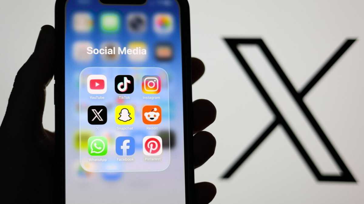 Immagine di Sì, l’infinite scroll è un problema, ma non è il mercato a dover pagare