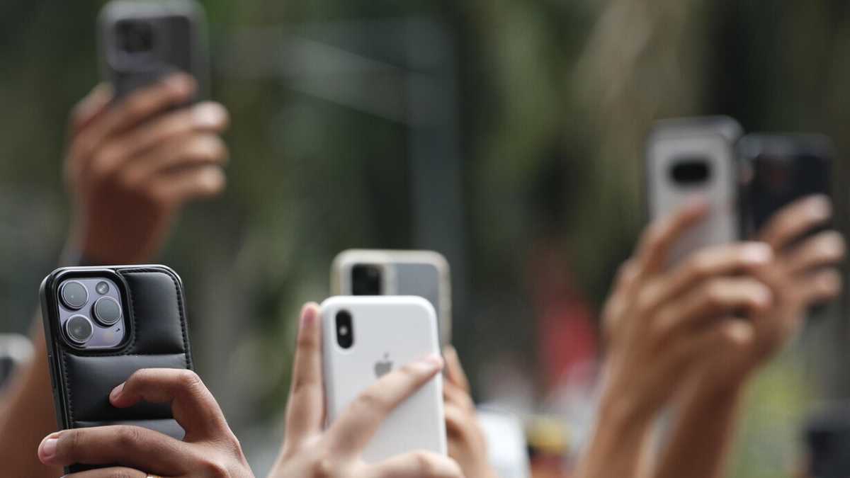 Immagine di Kaley e la prevalenza della class action, che è come quella del cretino