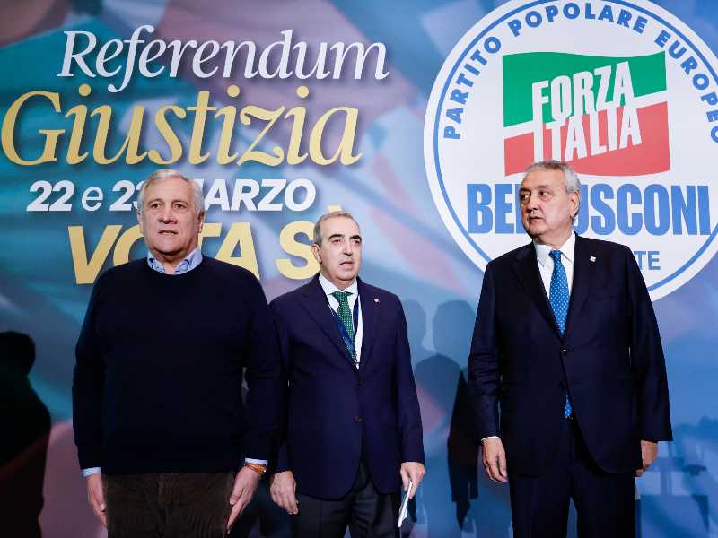 (S-D) Antonio Tajani, Maurizio Gasparri e Paolo Barelli all'evento organizzato da Forza Italia ''Piu' valori piu' giustizia'', Roma, 24 gennaio 2026. ANSA/FABIO FRUSTACI