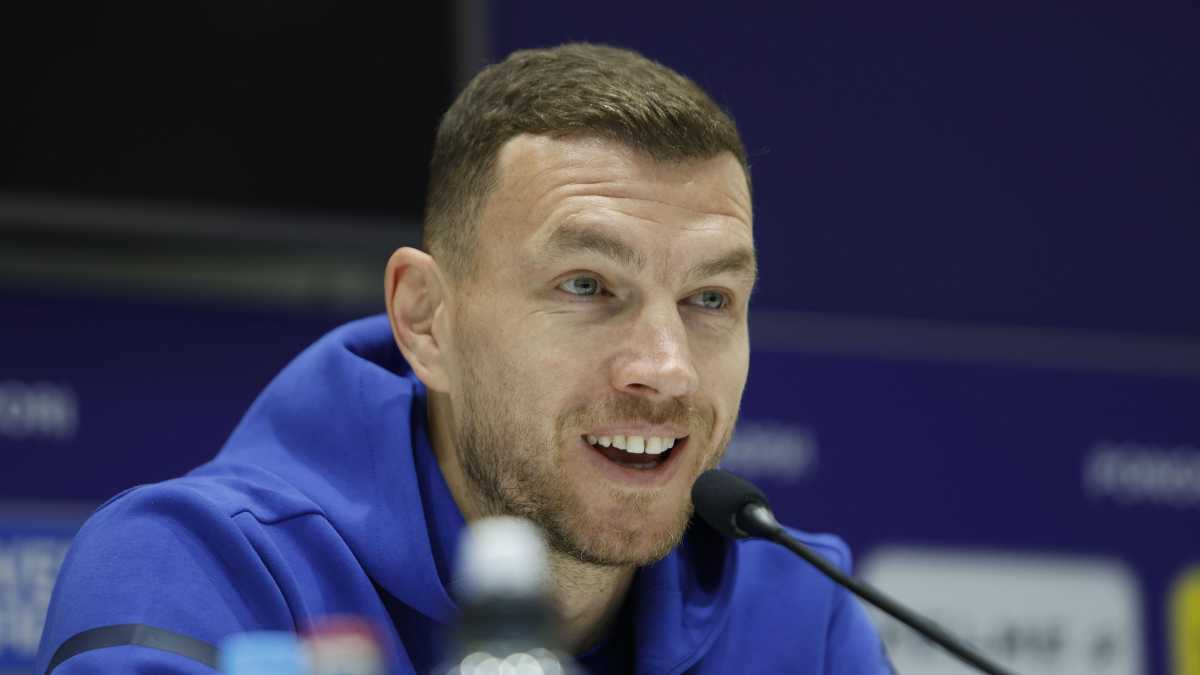 Immagine di Un paese per Dzeko