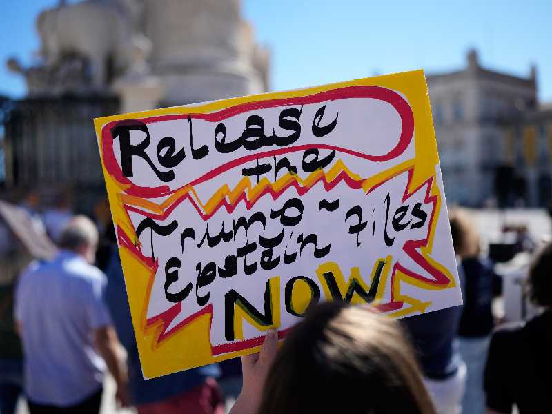 Manifestazioni negli Stati Uniti dopo la pubblicazione degli Epstein files